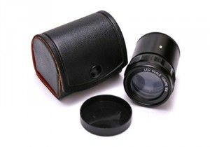Luuppi asteikolla Ø 30 mm, suurennus x10, LED valo