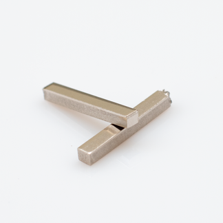 585 hvit Pd150 klipp til støp